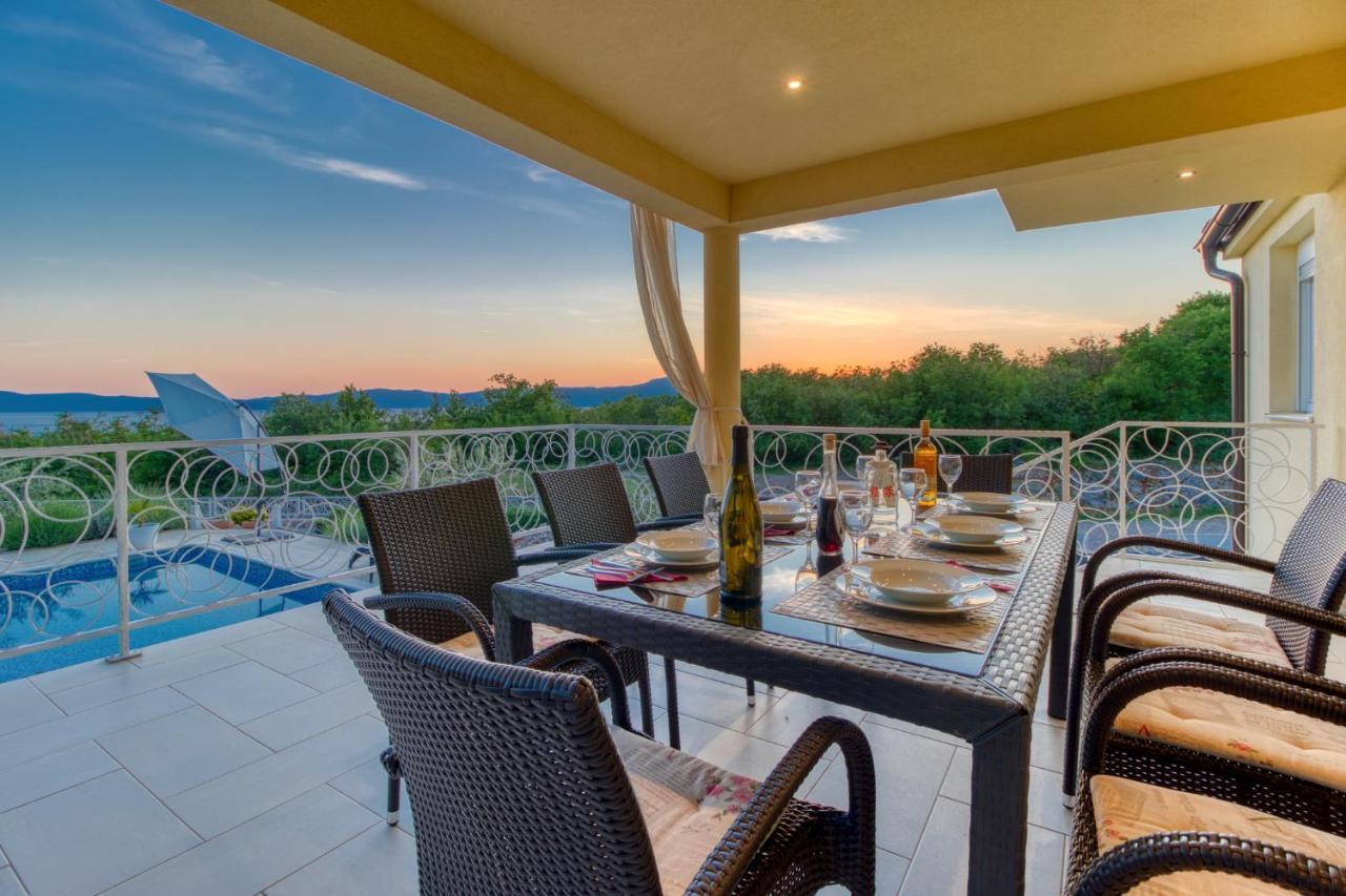 Villa Sole Omišalj Kültér fotó