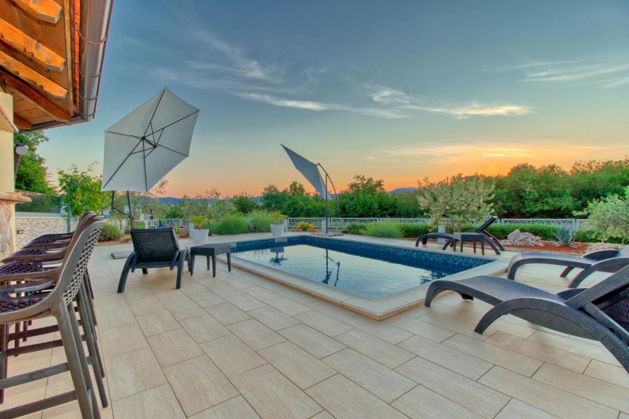 Villa Sole Omišalj Kültér fotó